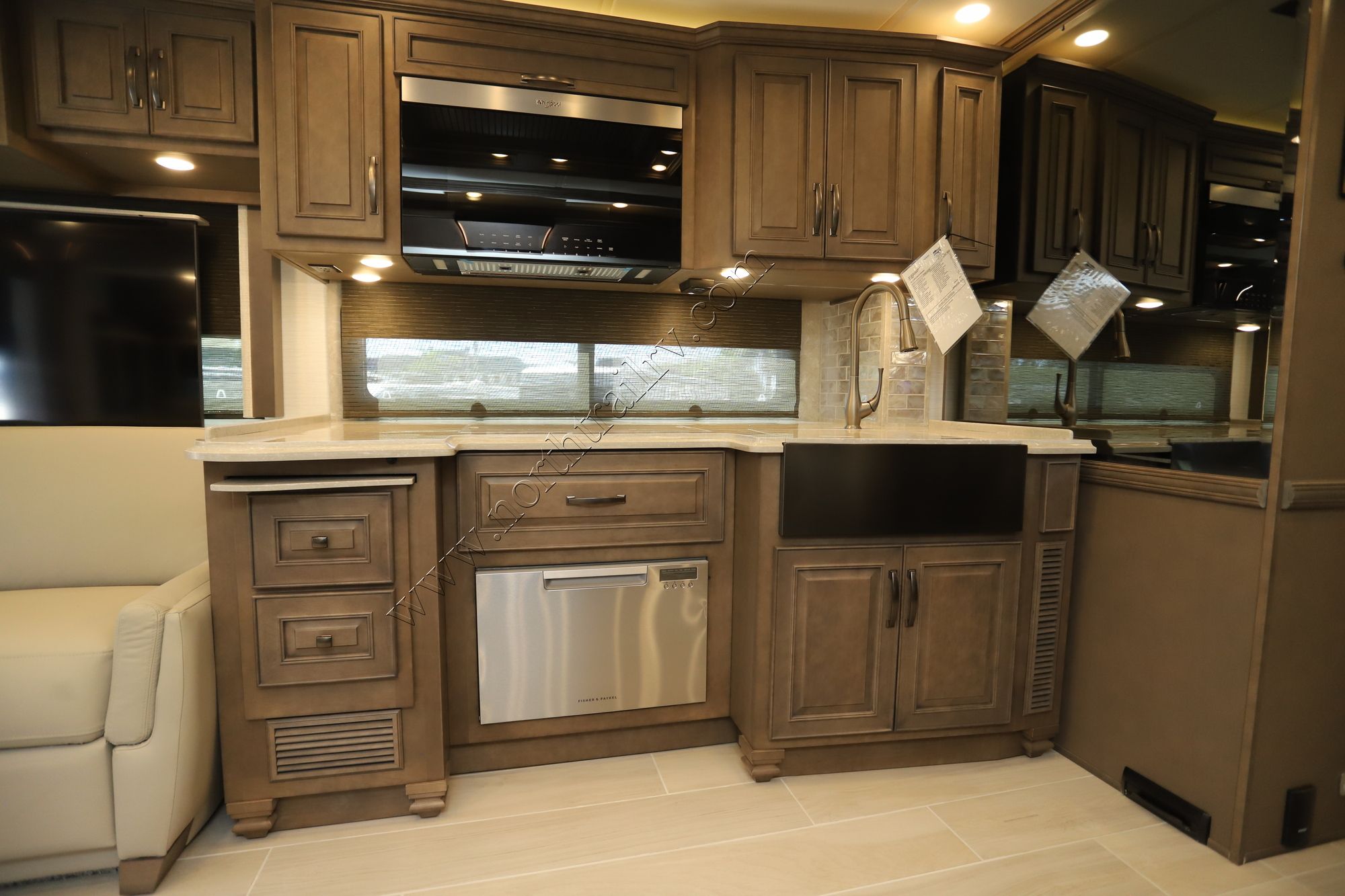 New 2026 Newmar Dutch Star 4081 Class A  For Sale