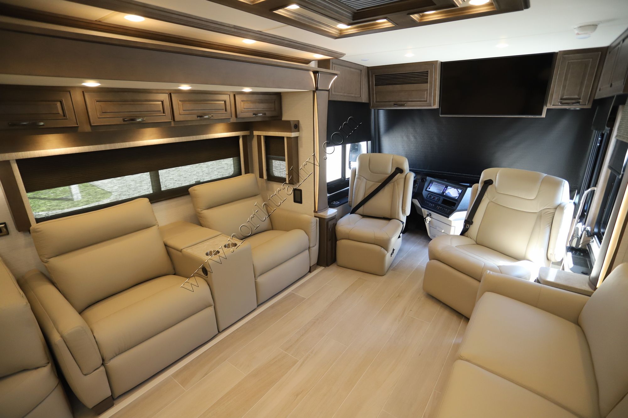New 2026 Newmar Dutch Star 4081 Class A  For Sale