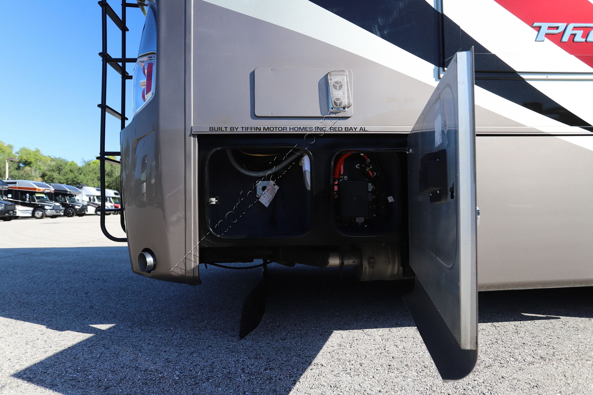 Used 2015 Tiffin Motor Homes Phaeton 40AH Class A  For Sale