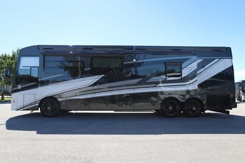 2026 Newmar Dutch Star 4081