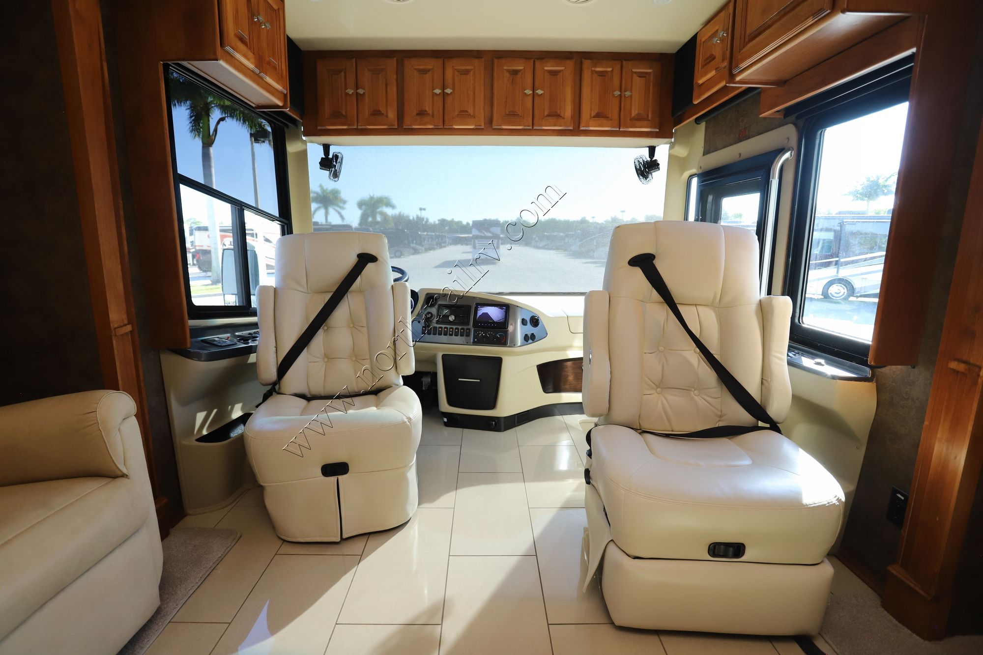 Used 2015 Tiffin Motor Homes Phaeton 40AH Class A  For Sale