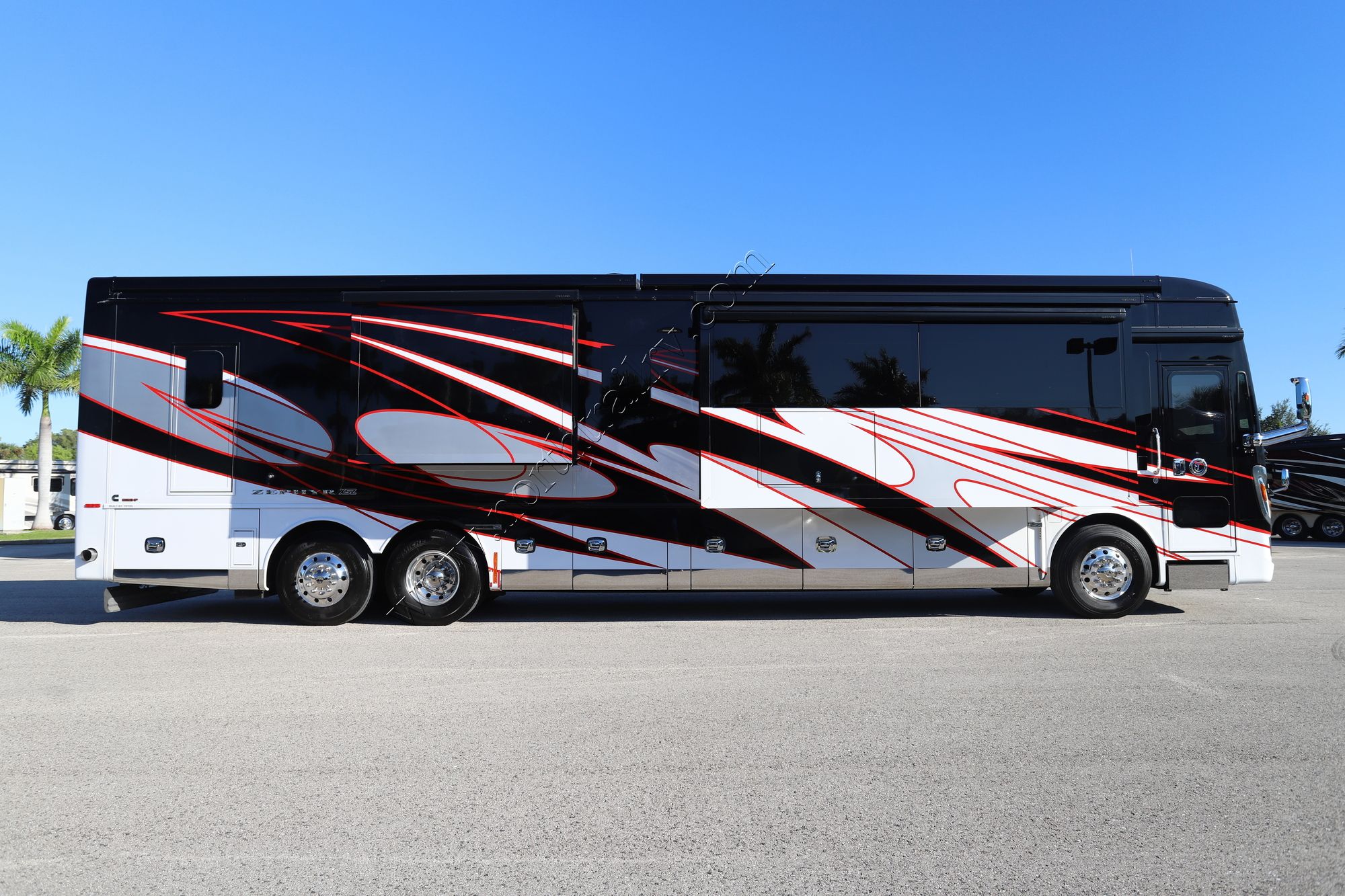Used 2024 Tiffin Motor Homes Zephyr 45Z Class A  For Sale