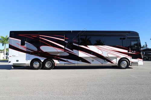 2024 Tiffin Motor Homes Zephyr 45Z