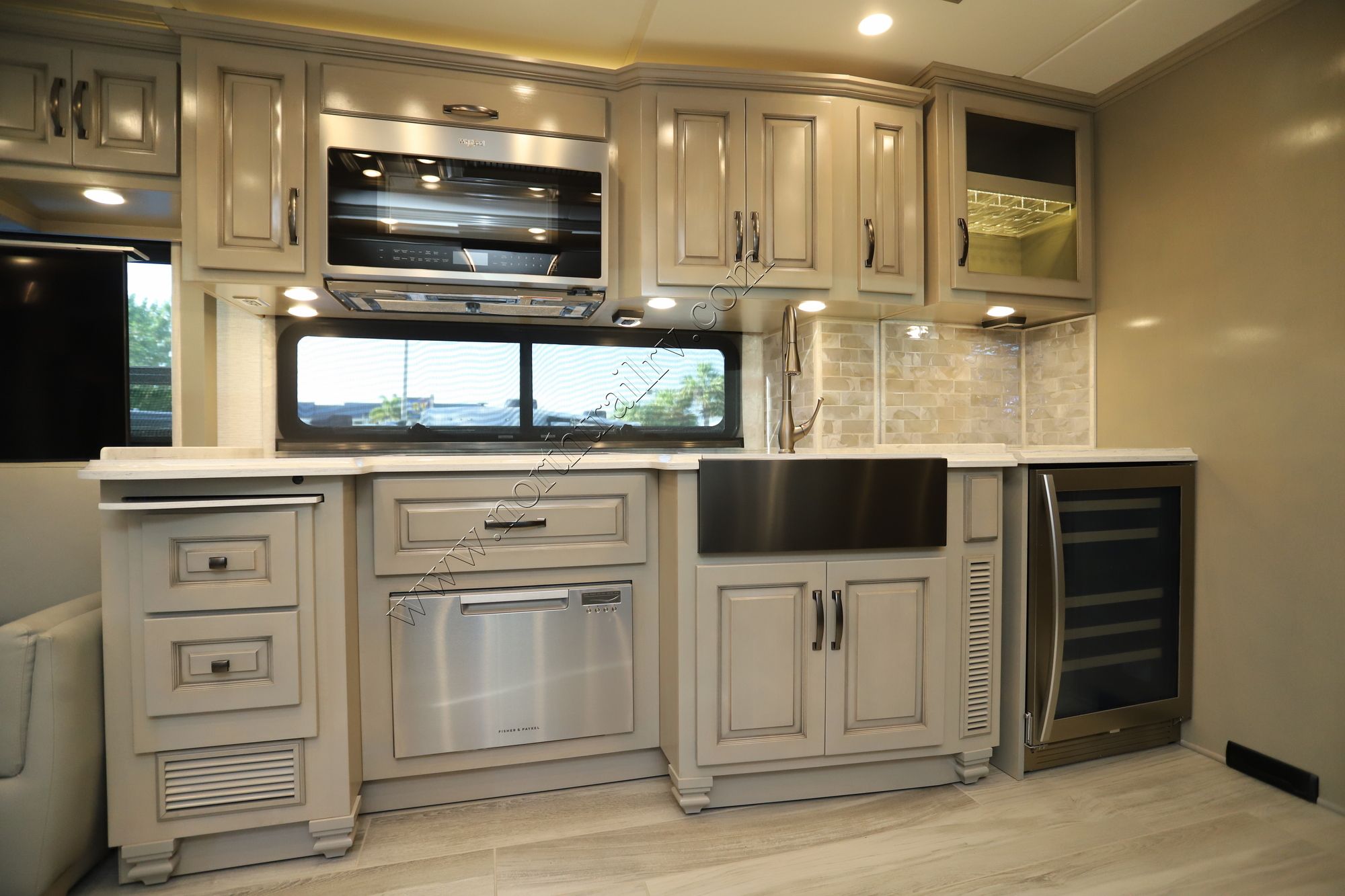 Used 2024 Newmar Dutch Star 4325 Class A  For Sale