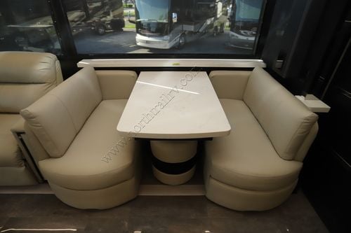 2024 Tiffin Motor Homes Zephyr 45Z