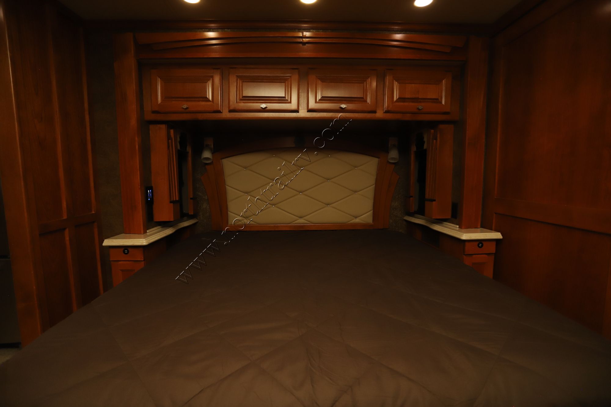 Used 2015 Tiffin Motor Homes Phaeton 40AH Class A  For Sale