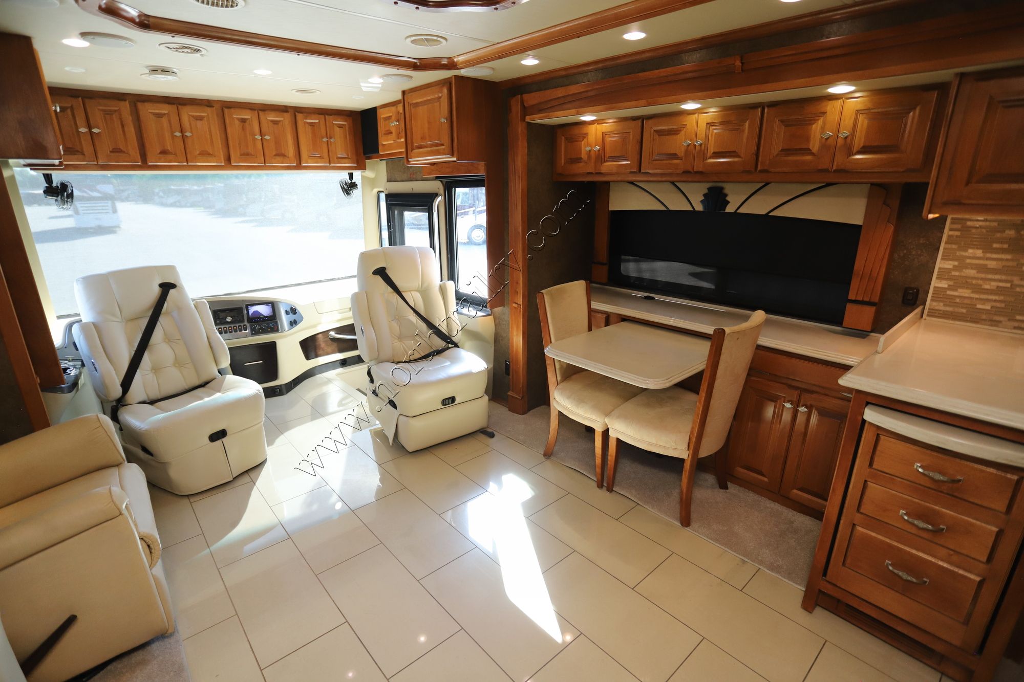 Used 2015 Tiffin Motor Homes Phaeton 40AH Class A  For Sale