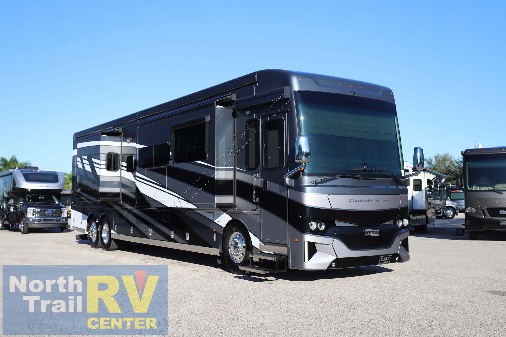 Used 2024 Newmar Dutch Star 4325 Class A  For Sale