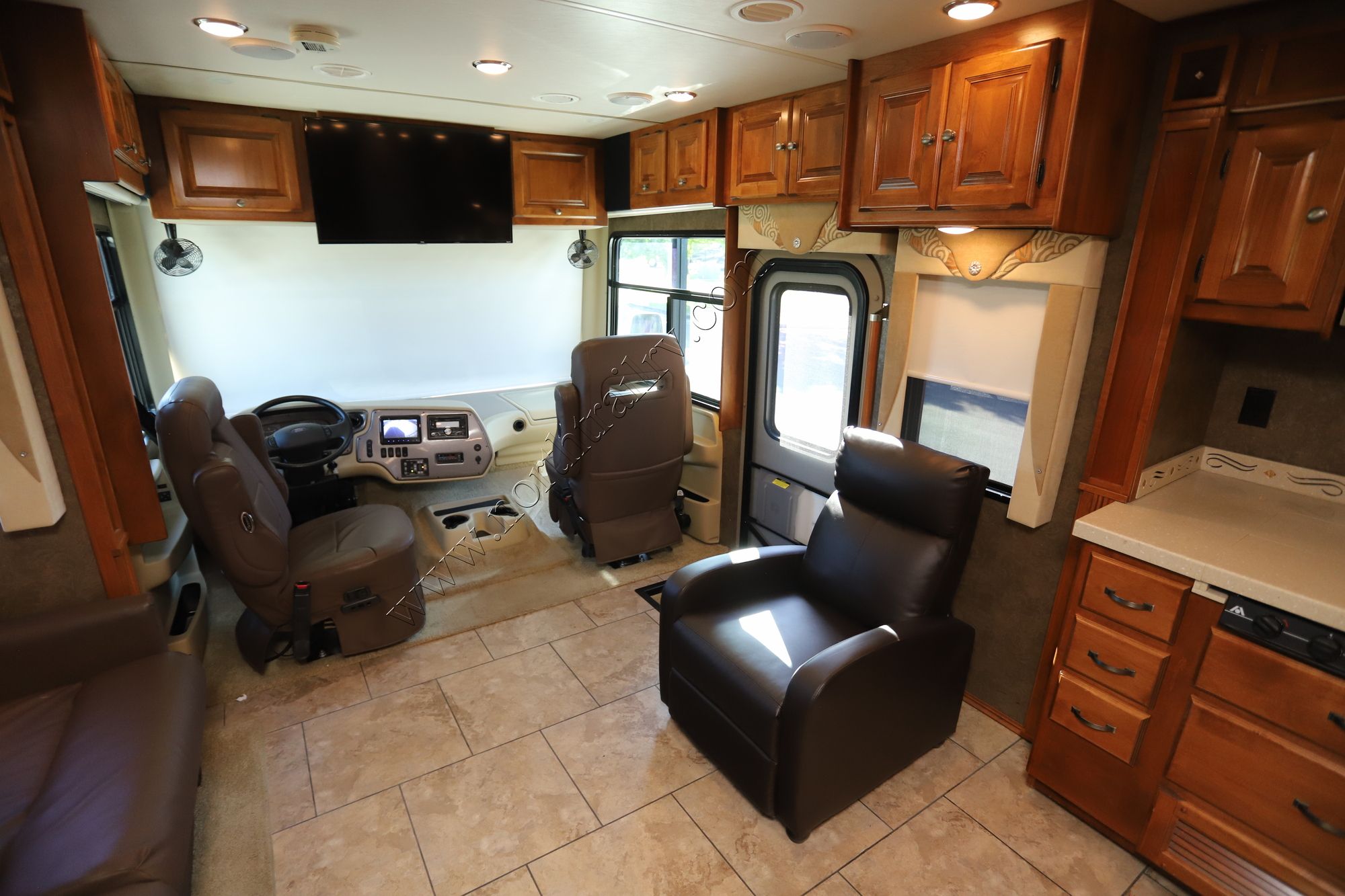 Used 2014 Tiffin Motor Homes Allegro 34TGA Class A  For Sale