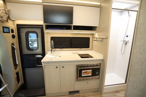 2026 Tiffin Motor Homes Wayfarer 25XLW