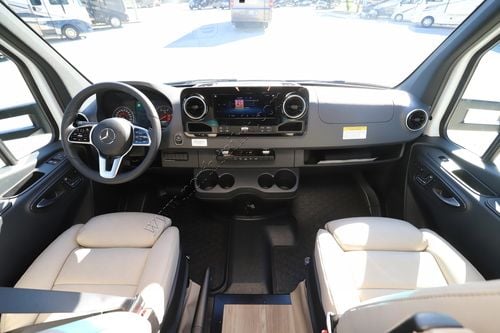 2026 Tiffin Motor Homes Wayfarer 25XLW