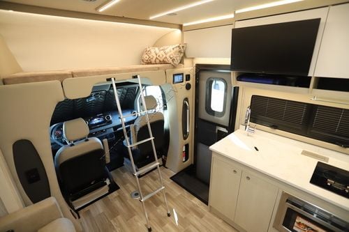 2026 Tiffin Motor Homes Wayfarer 25XLW