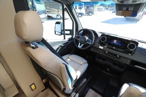 2026 Tiffin Motor Homes Wayfarer 25XLW