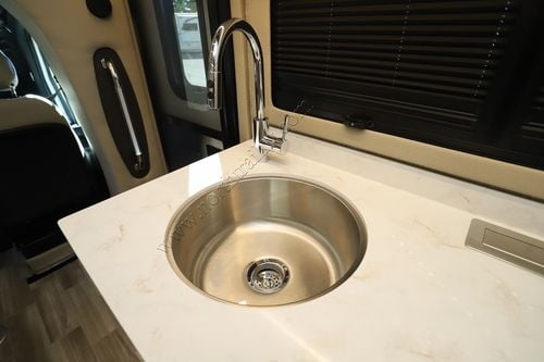2026 Tiffin Motor Homes Wayfarer 25XLW