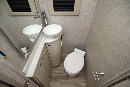 2026 Tiffin Motor Homes Wayfarer 25XLW