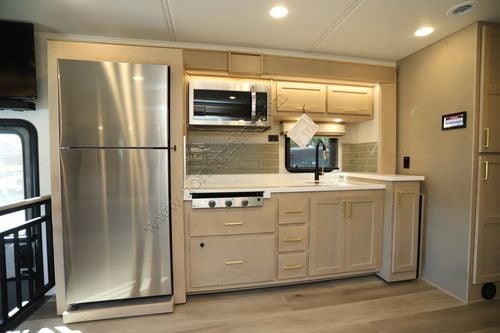 2026 Renegade Rv Valencia 39BB Super C