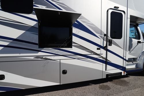 2026 Renegade Rv Valencia 39BB Super C