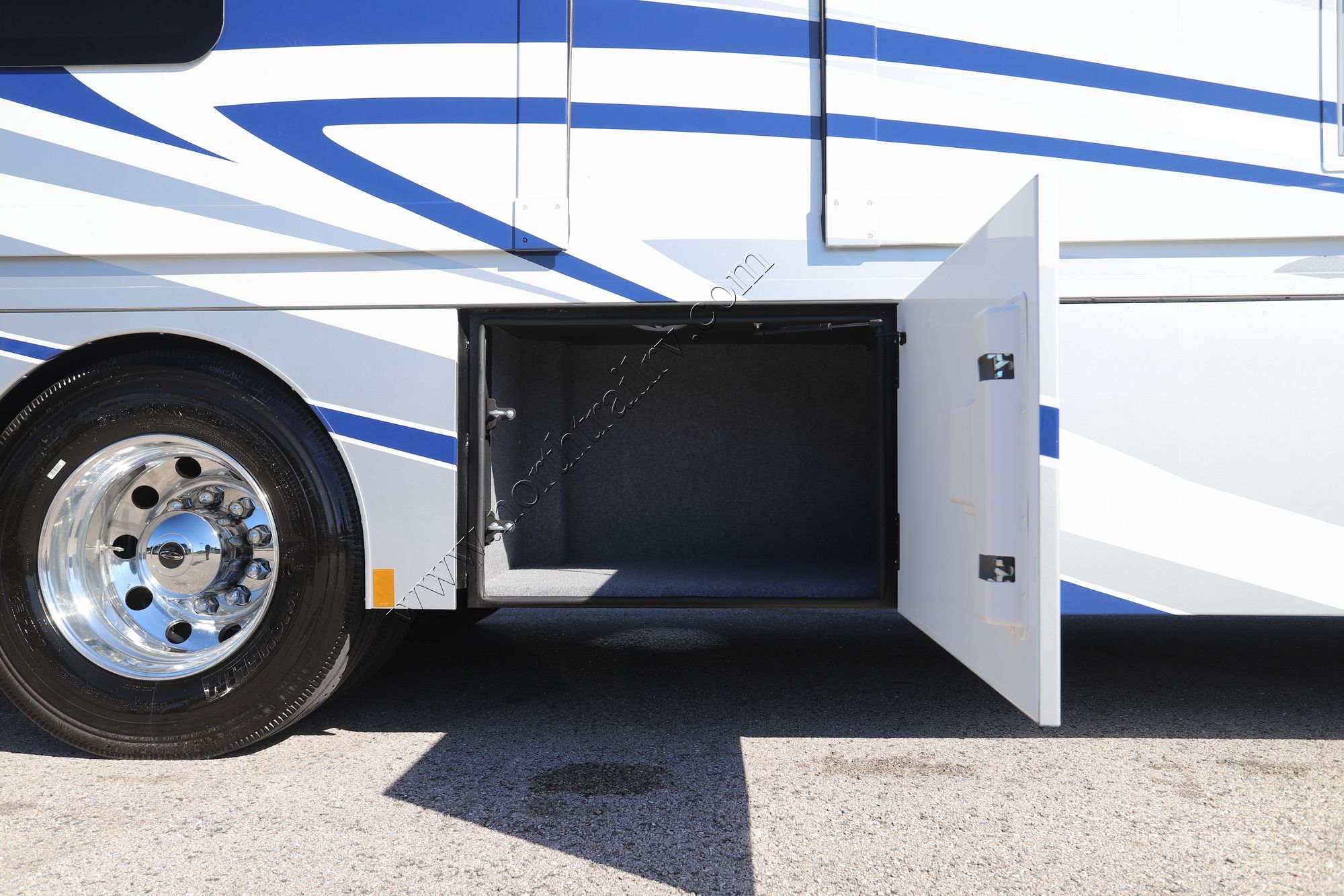 New 2026 Renegade Rv Valencia 39BB Super C  For Sale