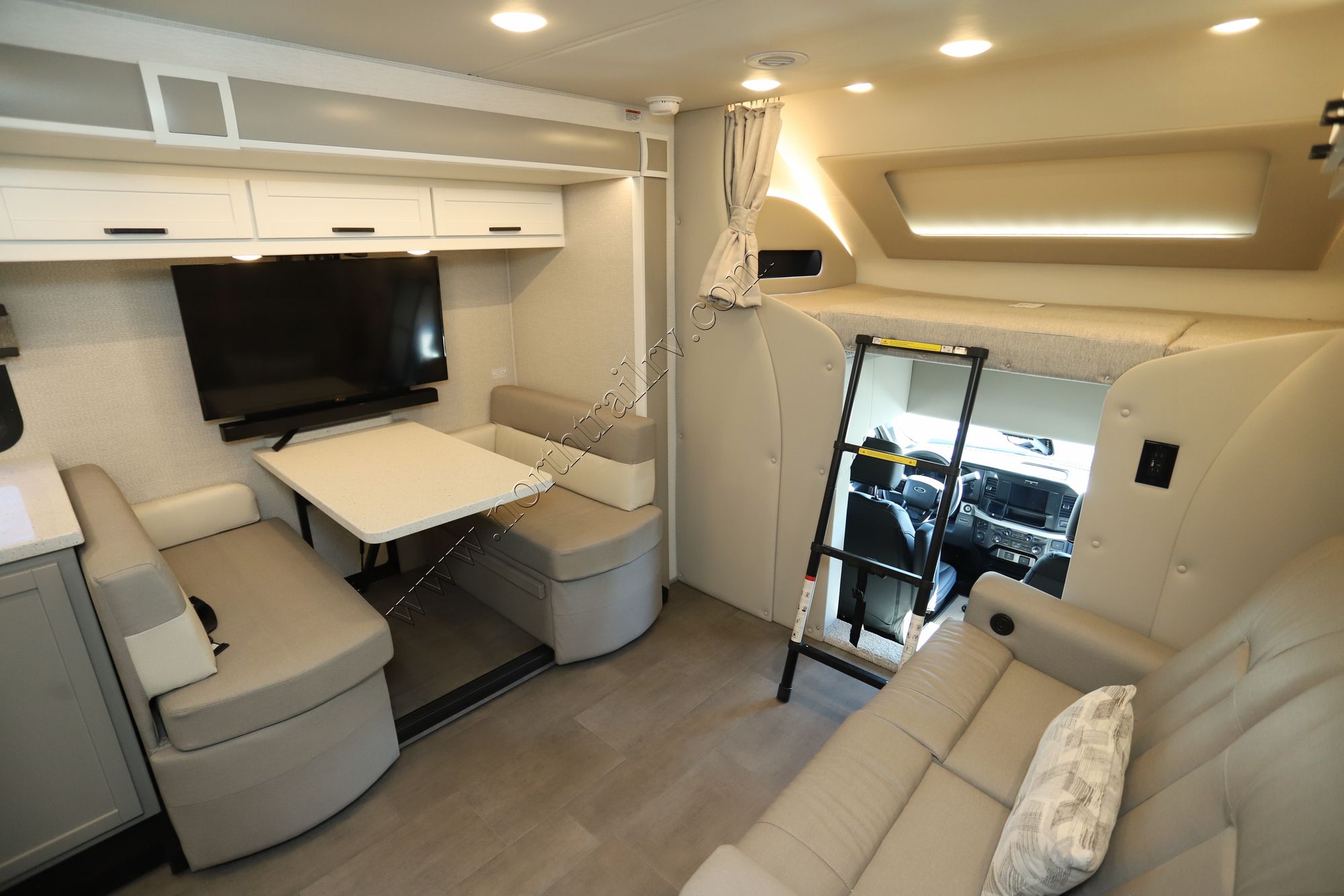 New 2026 Renegade Rv Veracruz 32VDS Super C  For Sale