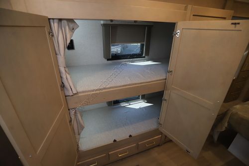 2026 Renegade Rv Valencia 39BB Super C