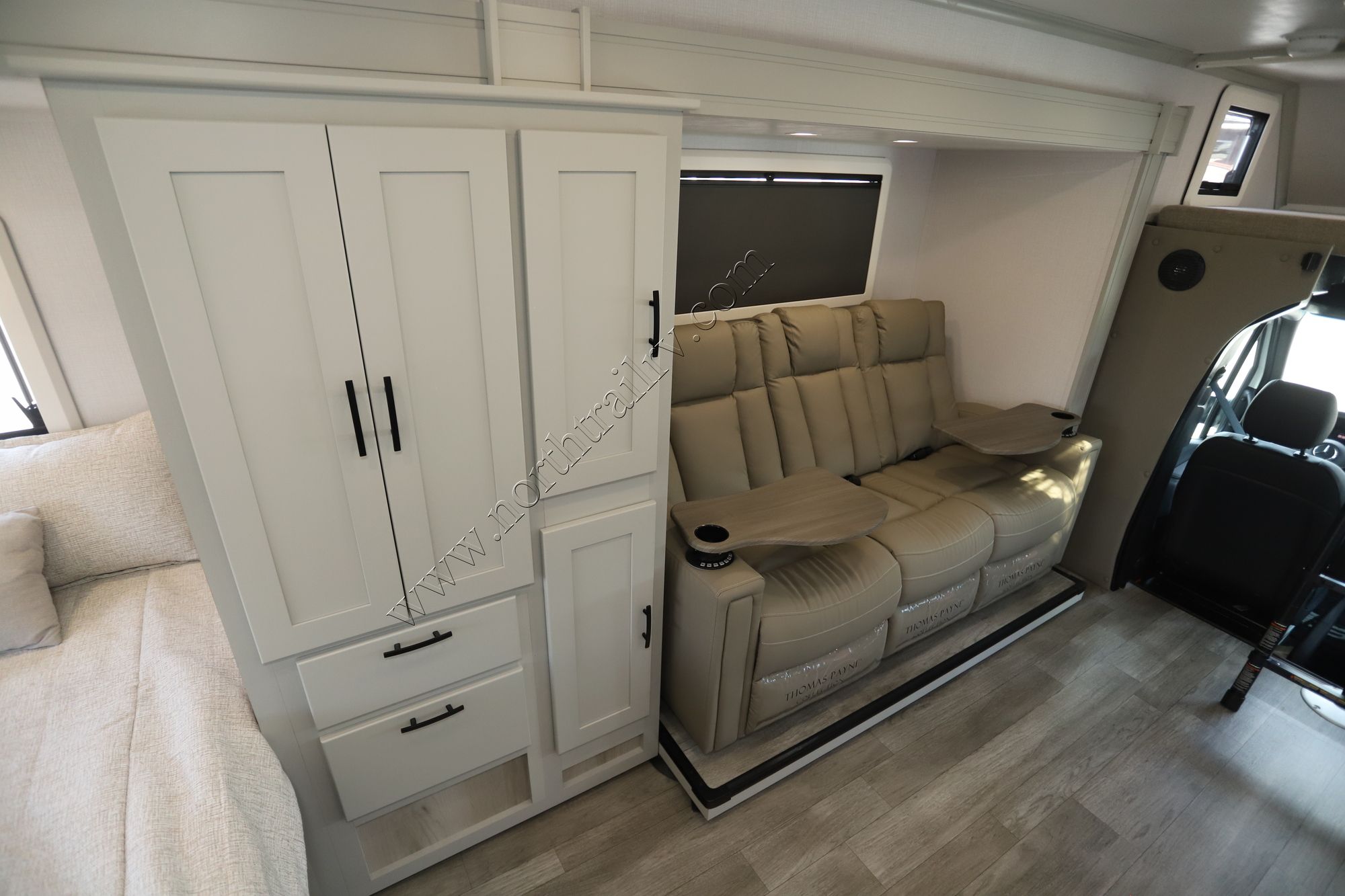 New 2026 Dynamax Isata 3 24FW Class C  For Sale