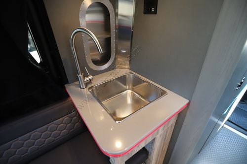 2025 Airstream Interstate 19 E-1