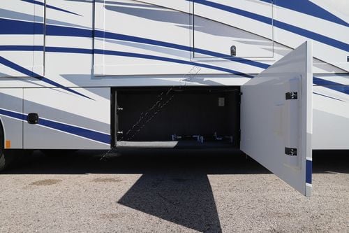 2026 Renegade Rv Valencia 39BB Super C