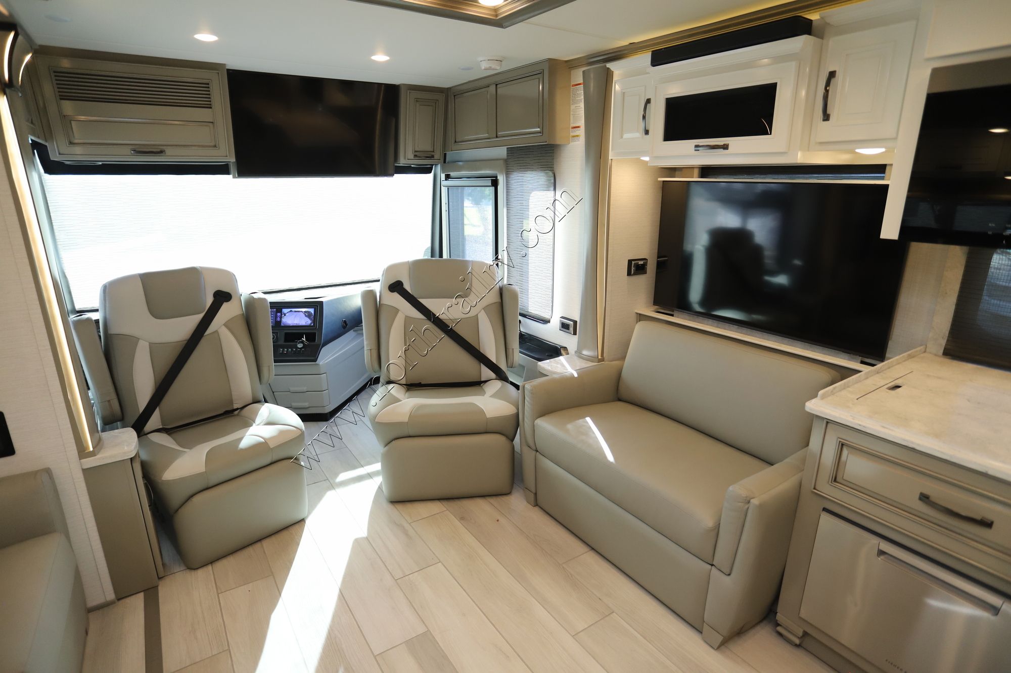 Used 2026 Newmar Dutch Star 4340 Class A  For Sale