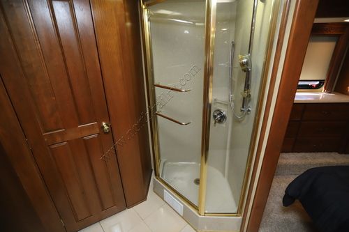 2008 Monaco Dynasty QUEEN IV
