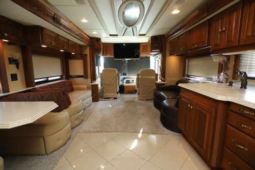 2008 Monaco Dynasty QUEEN IV