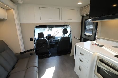 2026 Renegade Rv Vienna 25TBN