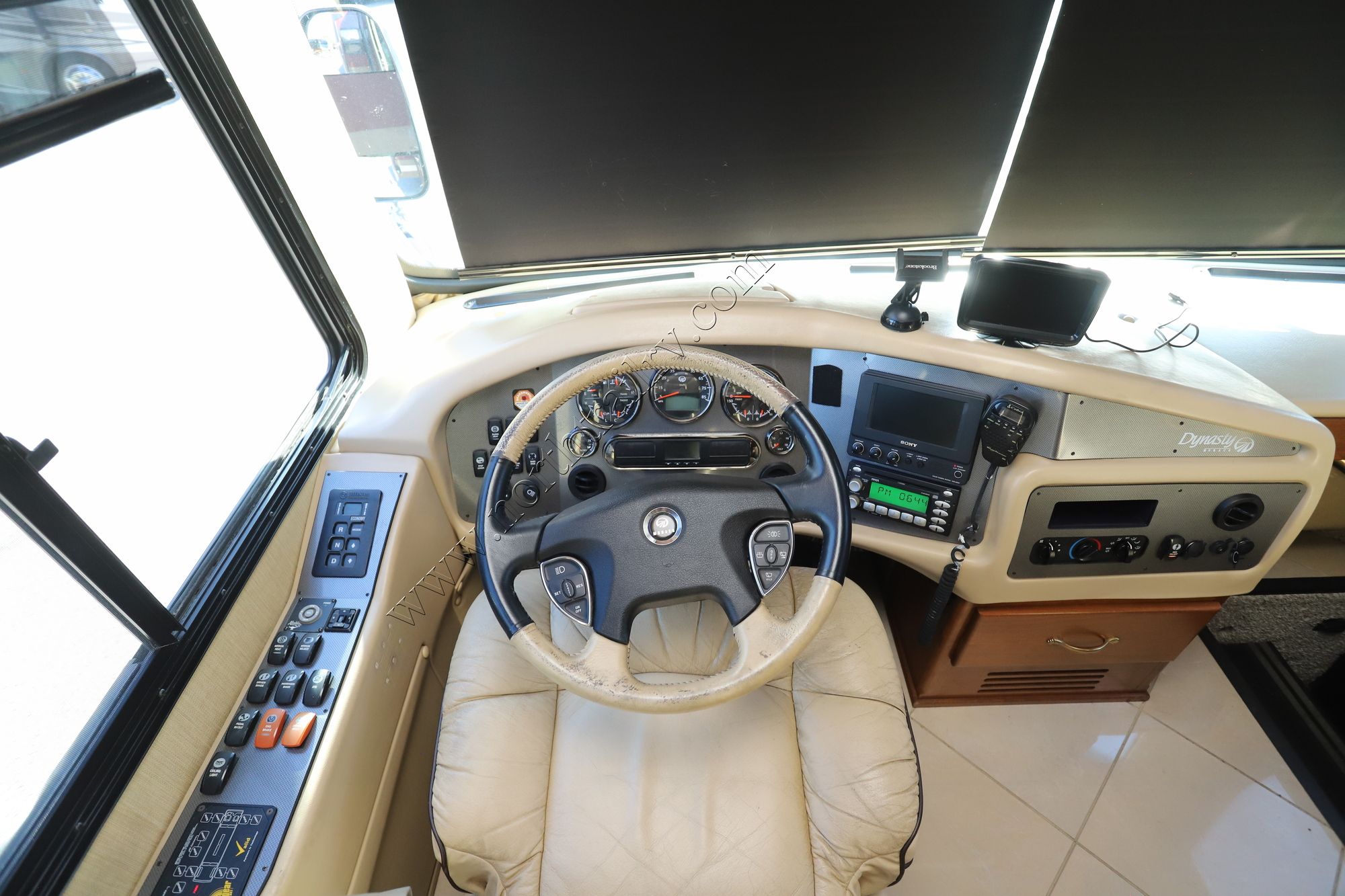 Used 2008 Monaco Dynasty QUEEN IV Class A  For Sale