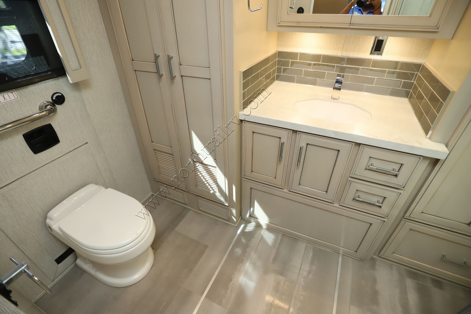 Used 2023 Newmar Ventana 4326 Class A  For Sale