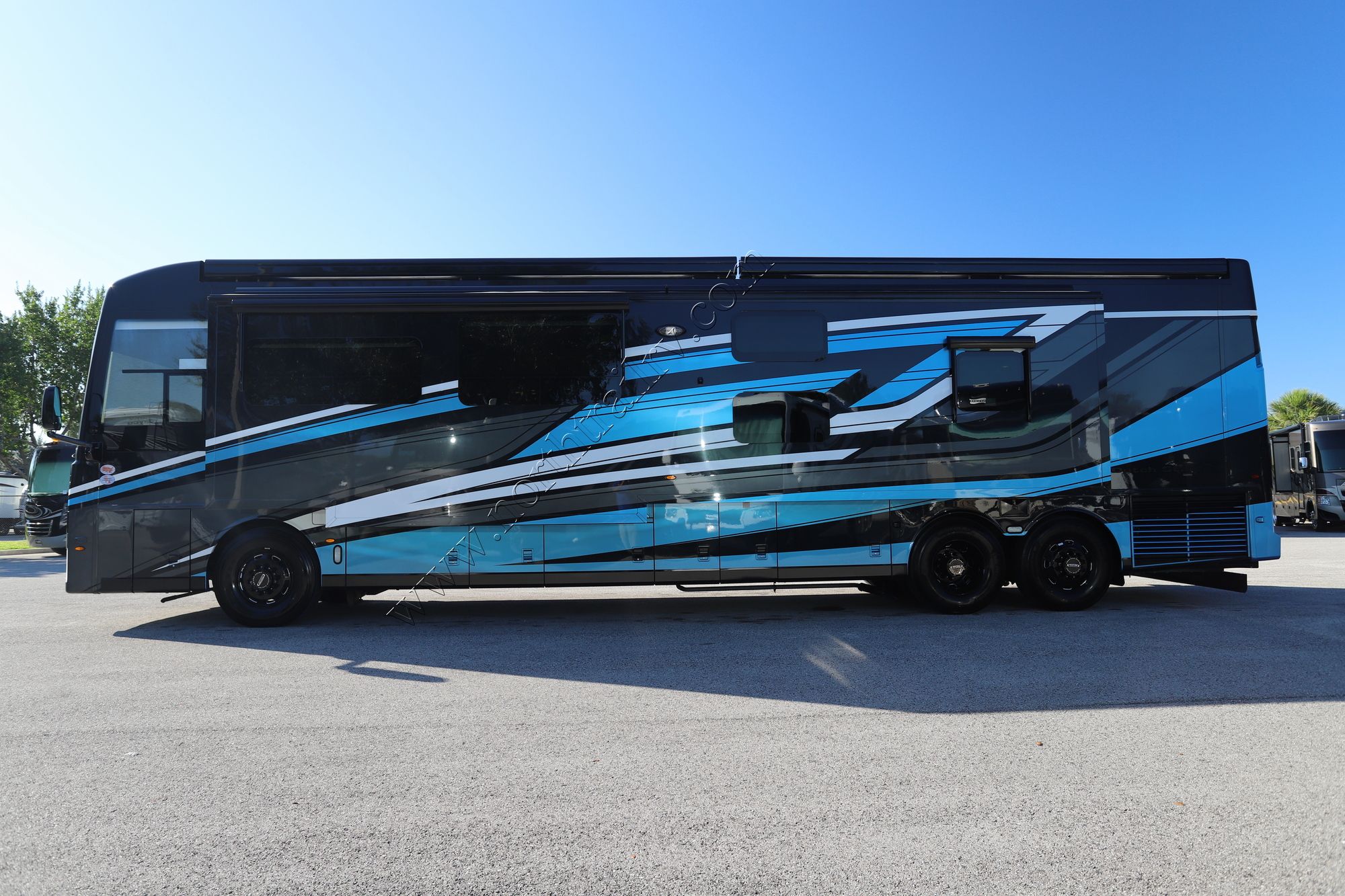 Used 2026 Newmar Dutch Star 4340 Class A  For Sale