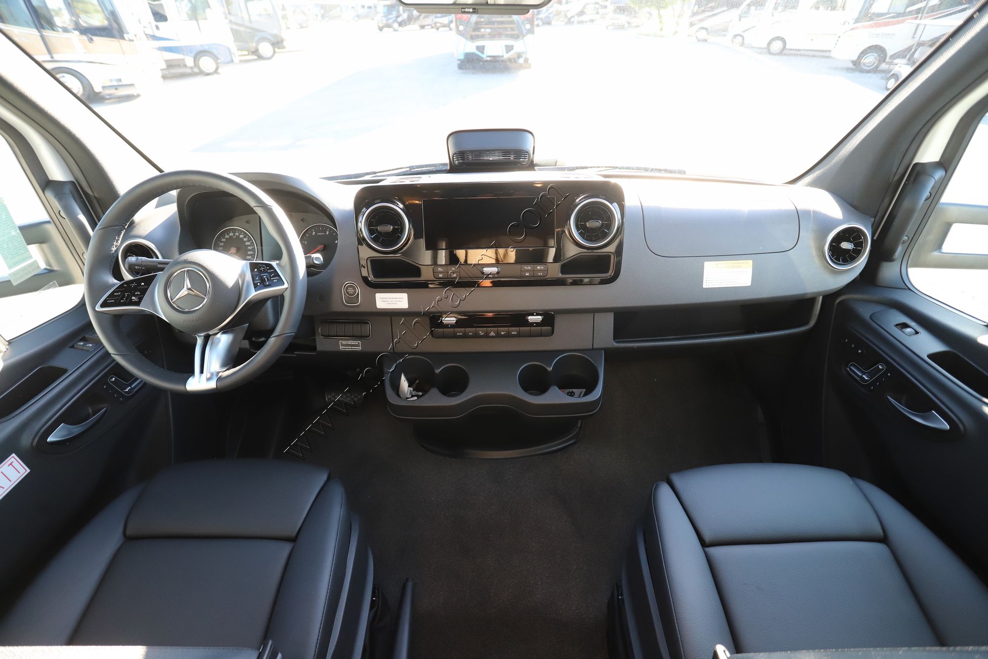 New 2026 Renegade Rv Vienna 25TBN Class C  For Sale