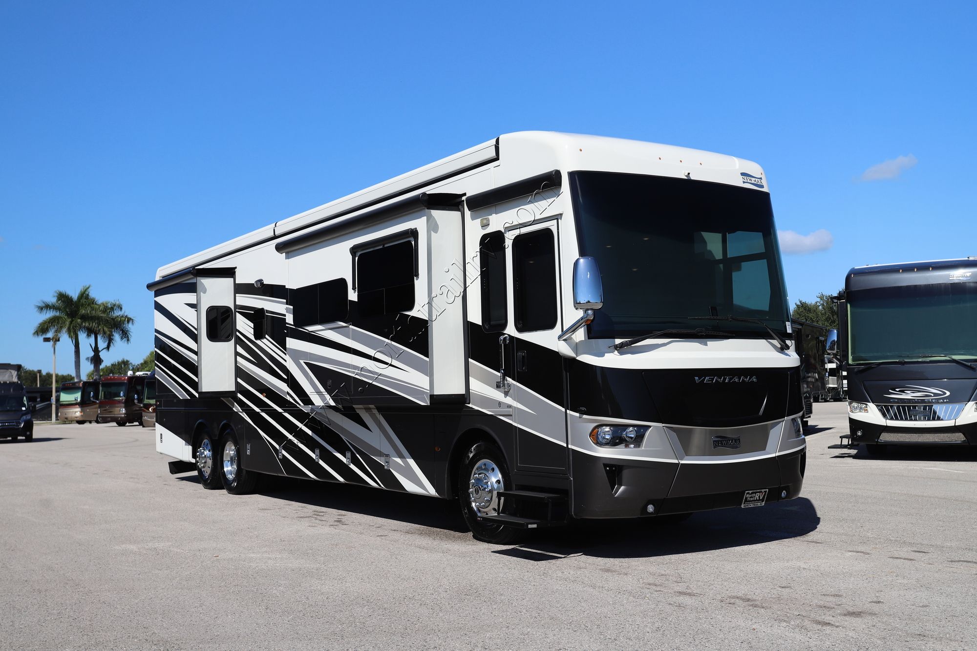 Used 2023 Newmar Ventana 4326 Class A  For Sale