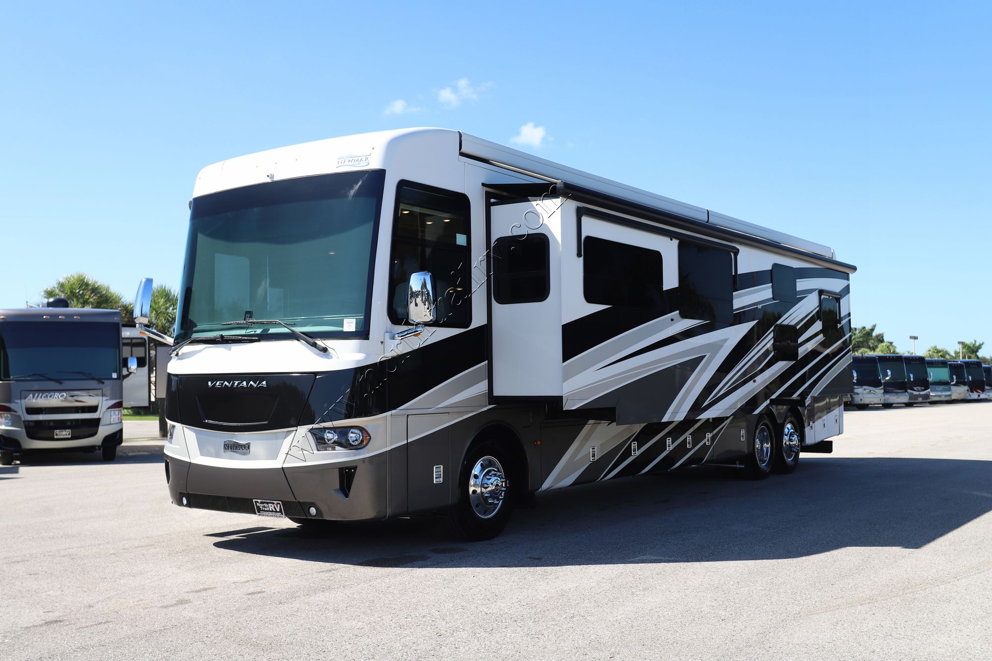 Used 2023 Newmar Ventana 4326 Class A  For Sale