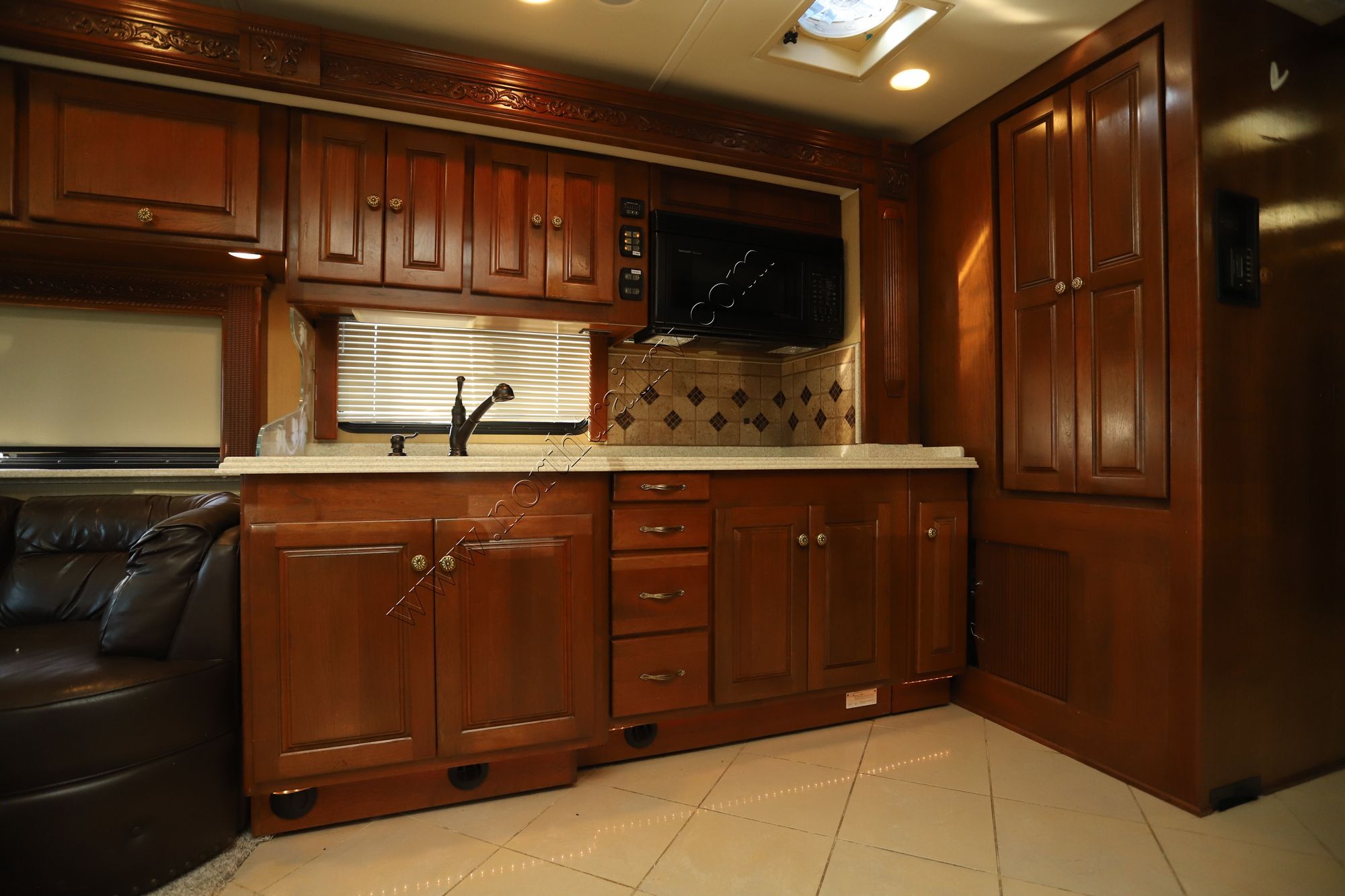 Used 2008 Monaco Dynasty QUEEN IV Class A  For Sale