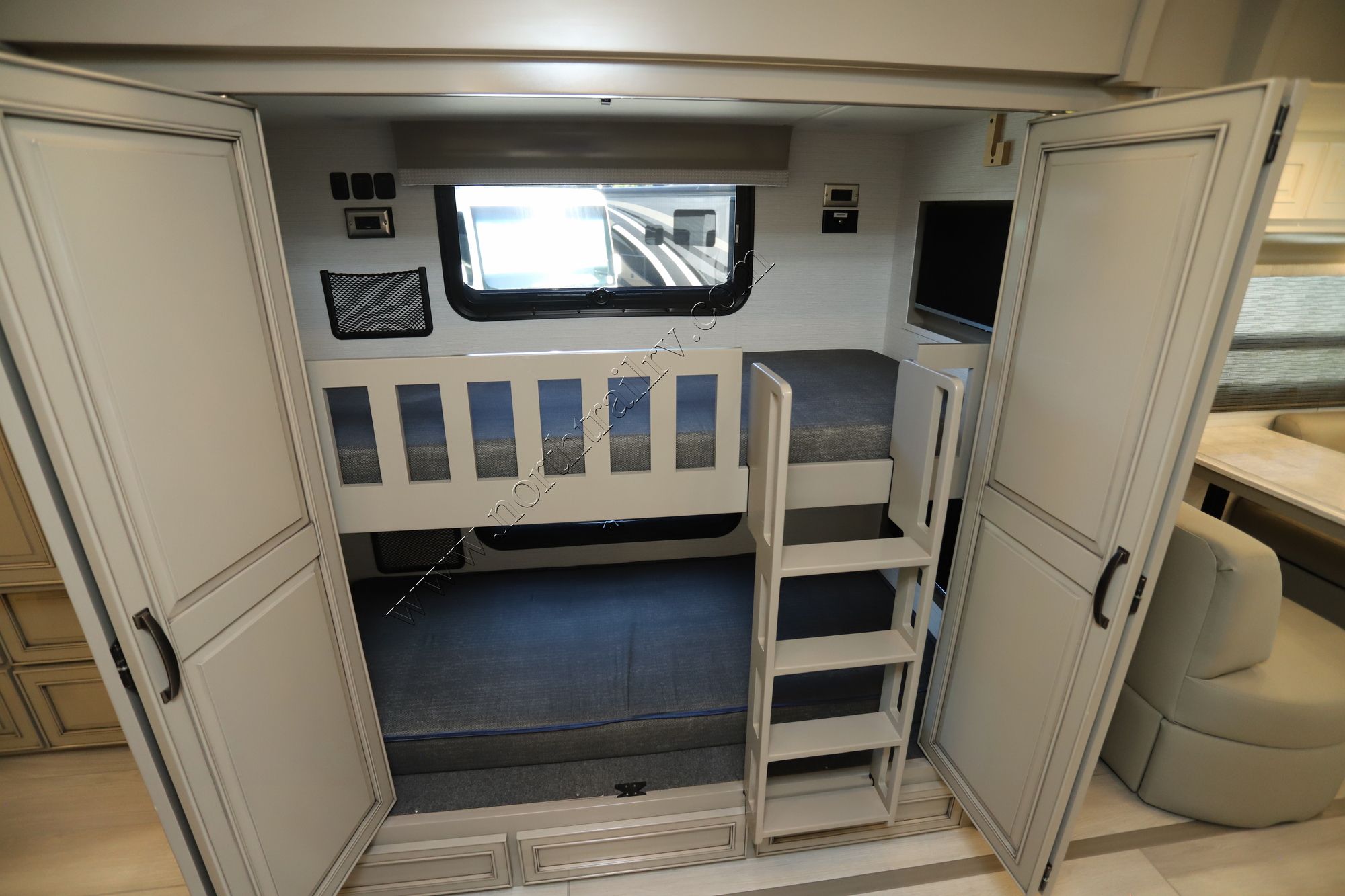Used 2026 Newmar Dutch Star 4340 Class A  For Sale