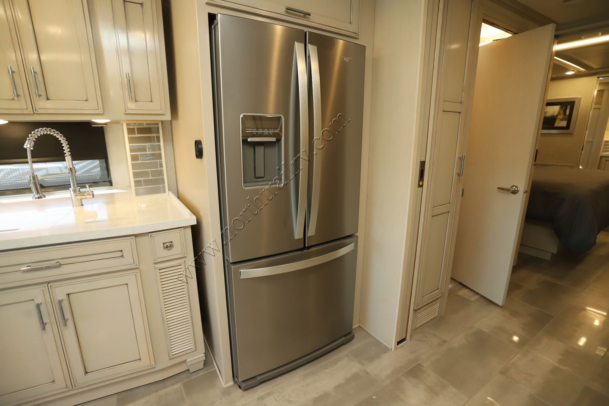 Used 2023 Newmar Ventana 4326 Class A  For Sale