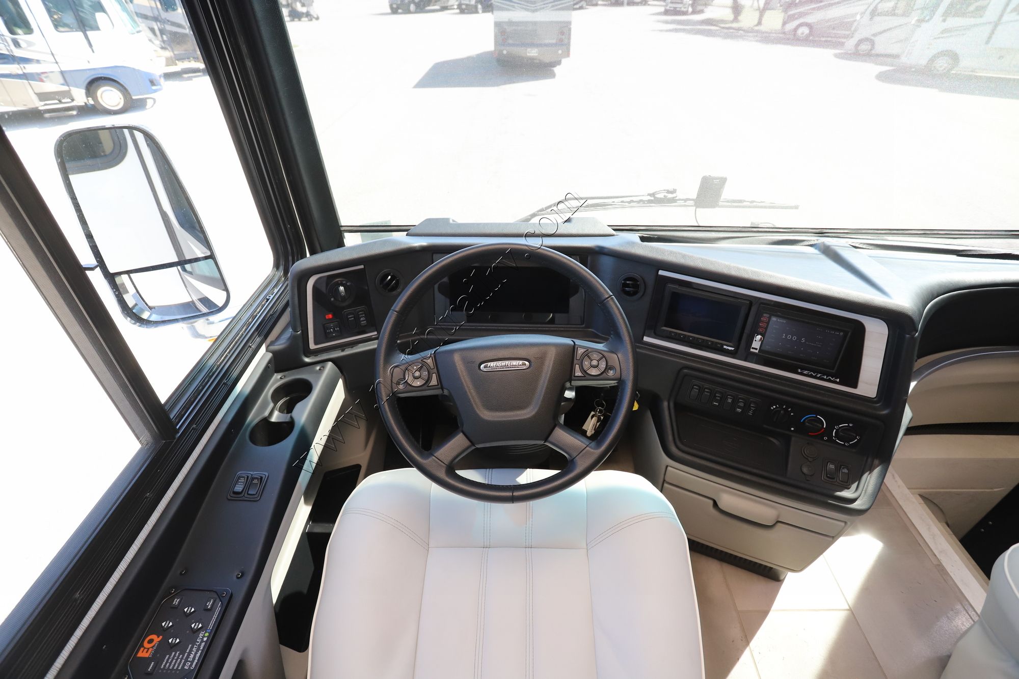Used 2023 Newmar Ventana 4326 Class A  For Sale