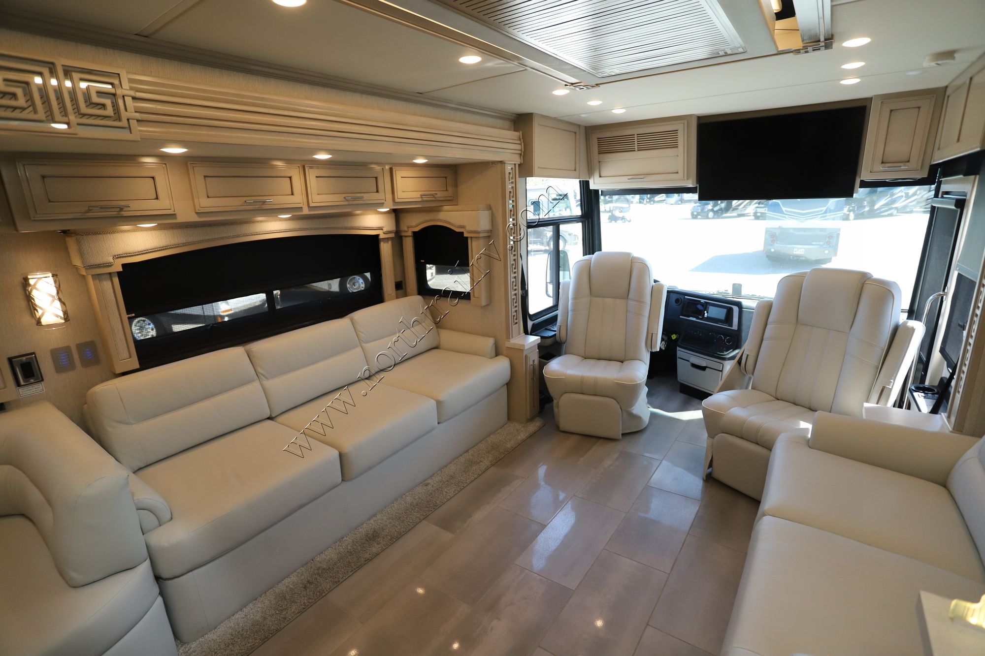 Used 2023 Newmar Ventana 4326 Class A  For Sale