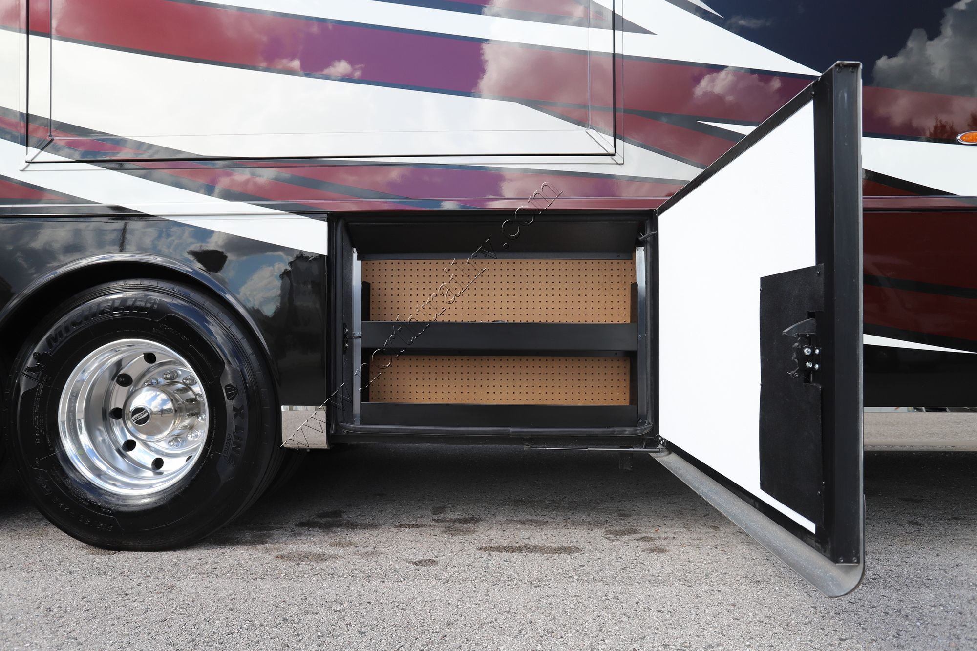 Used 2022 Newmar Dutch Star 4369 Class A  For Sale