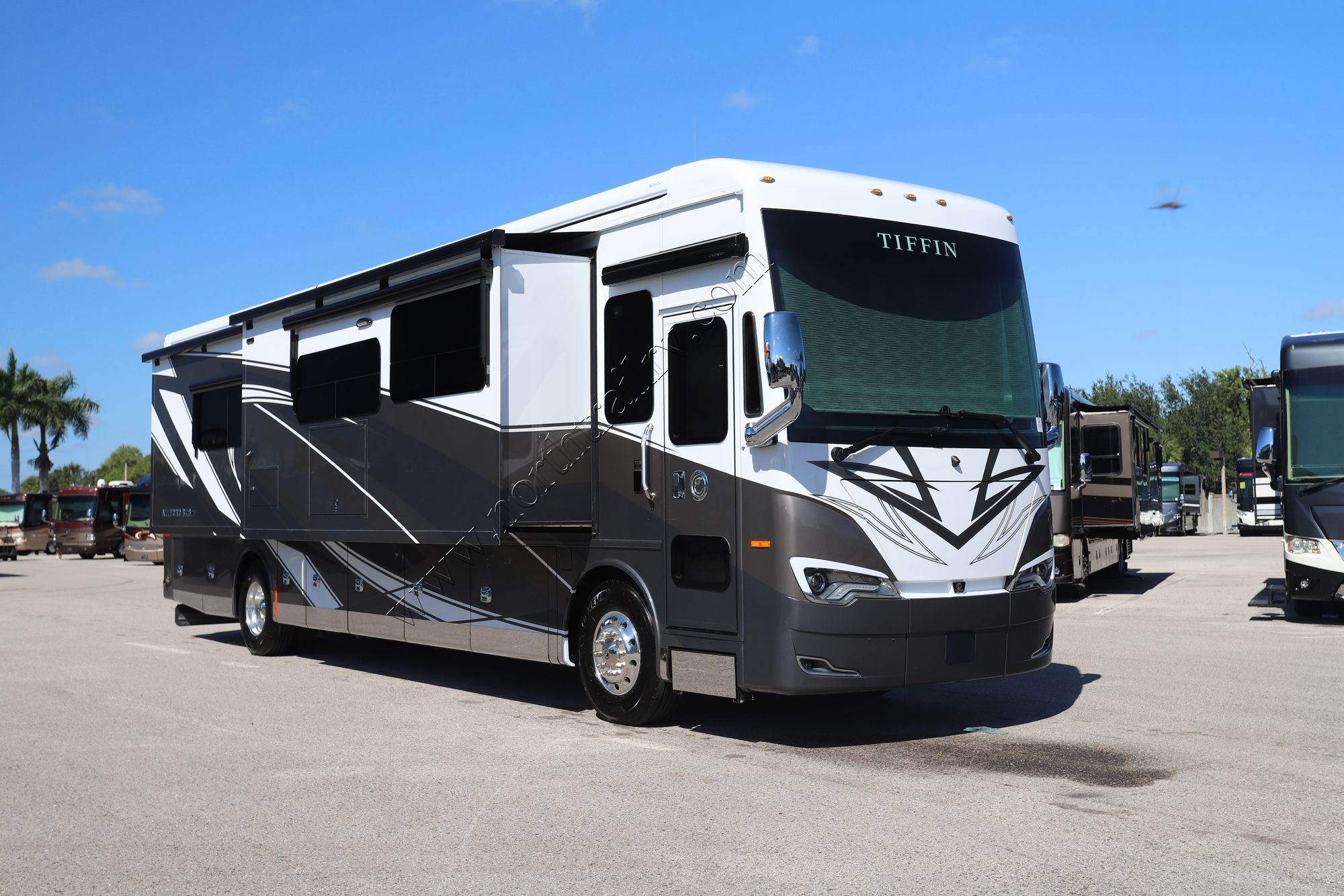 New 2026 Tiffin Motor Homes Allegro Bus 40IP Class A  For Sale