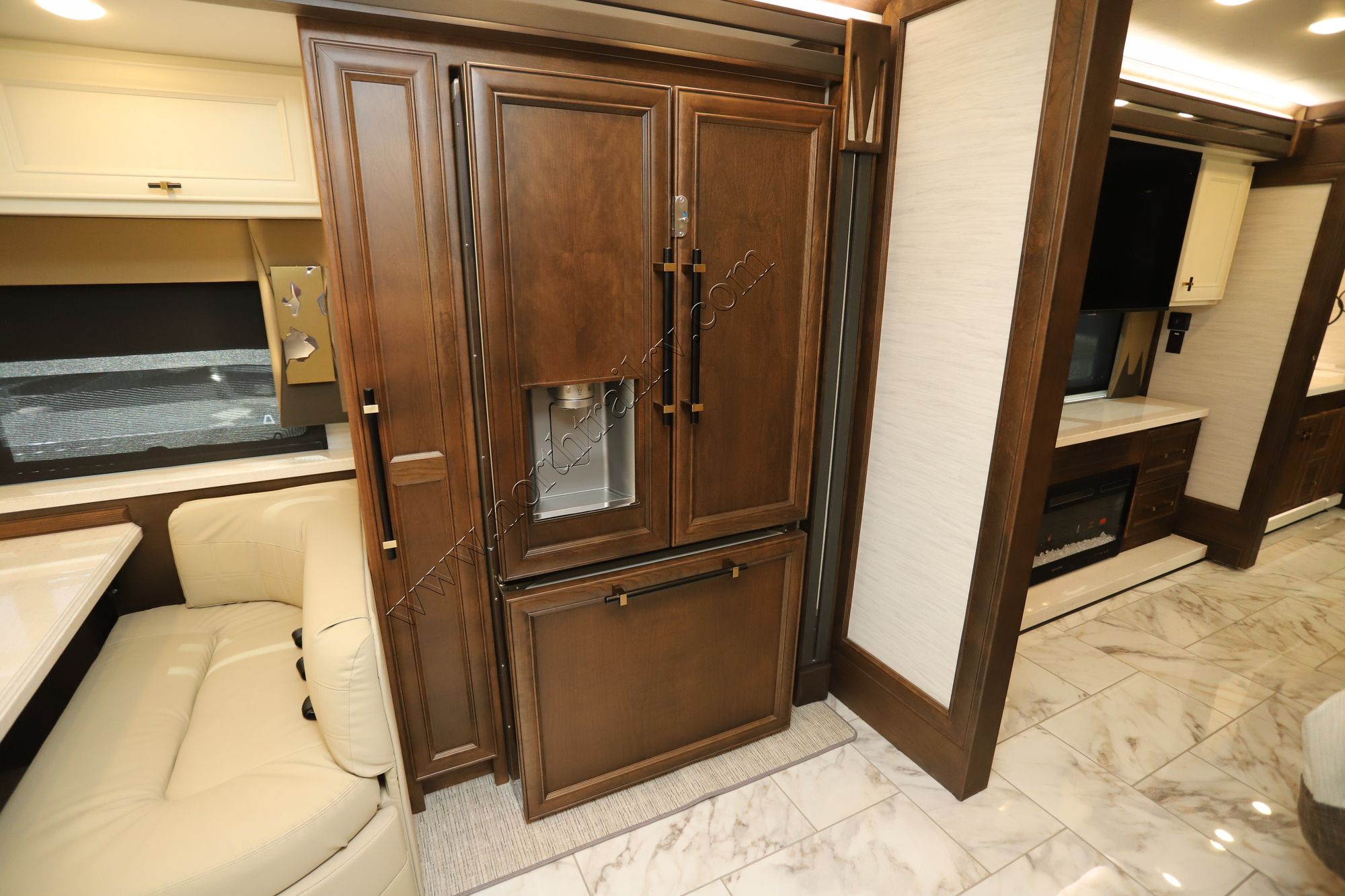 New 2026 Tiffin Motor Homes Allegro Bus 40IP Class A  For Sale