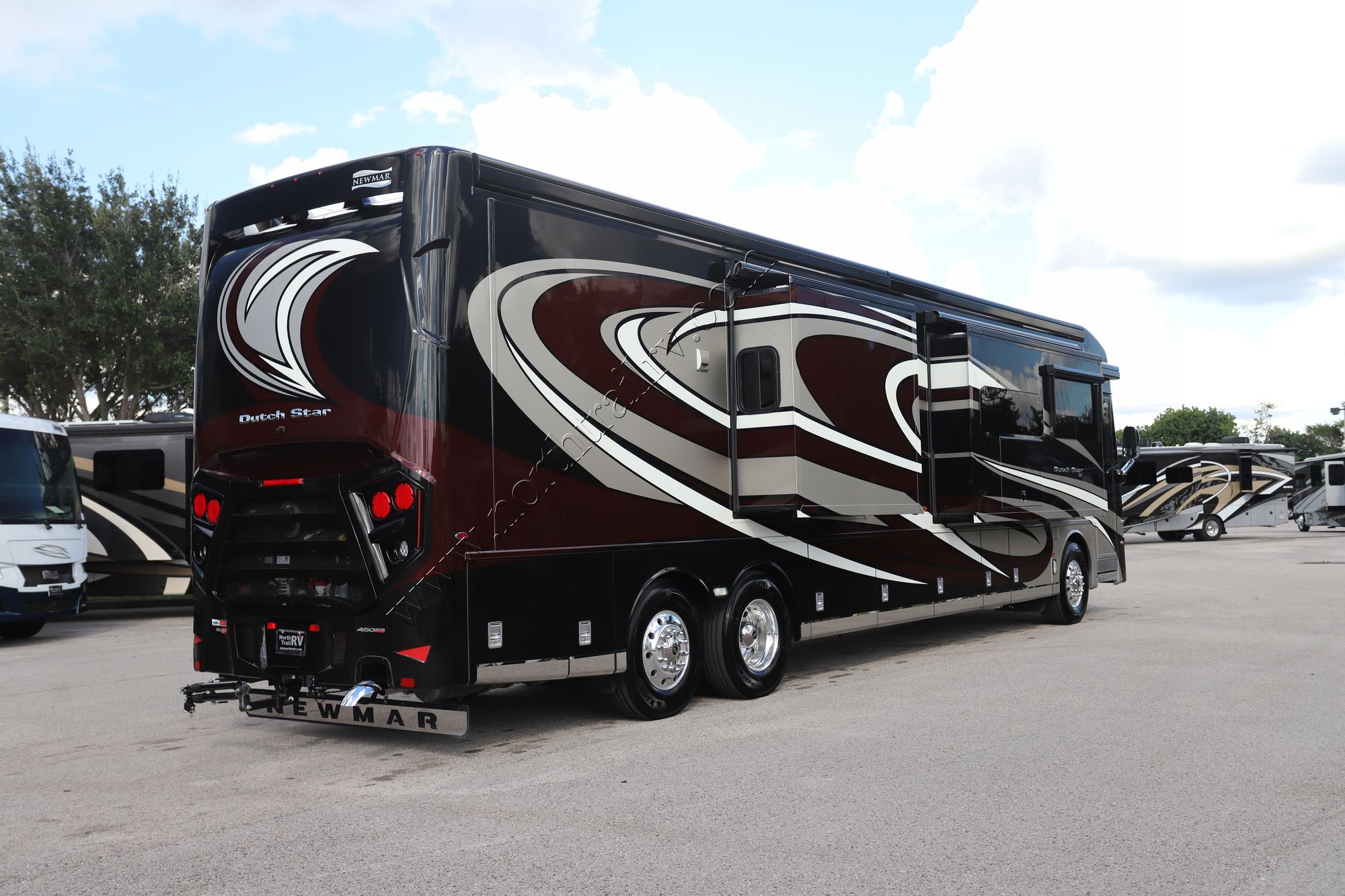 Used 2022 Newmar Dutch Star 4369 Class A  For Sale