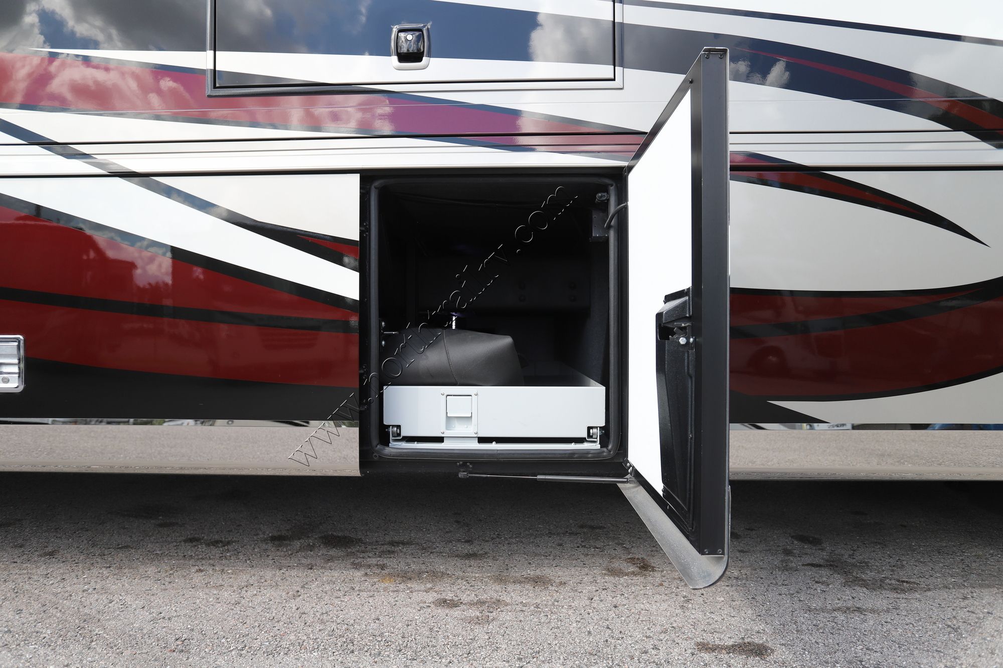 Used 2022 Newmar Dutch Star 4369 Class A  For Sale