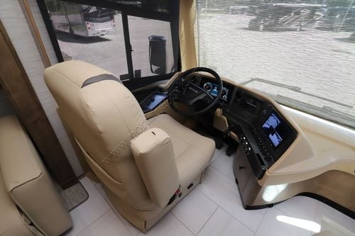 2026 Tiffin Motor Homes Phaeton 40IH Class A