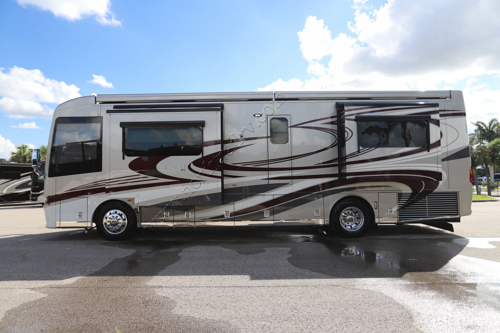 Used 2020 Newmar New Aire 3543 Class A  For Sale