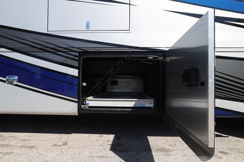 2026 Tiffin Motor Homes Phaeton 40IH Class A